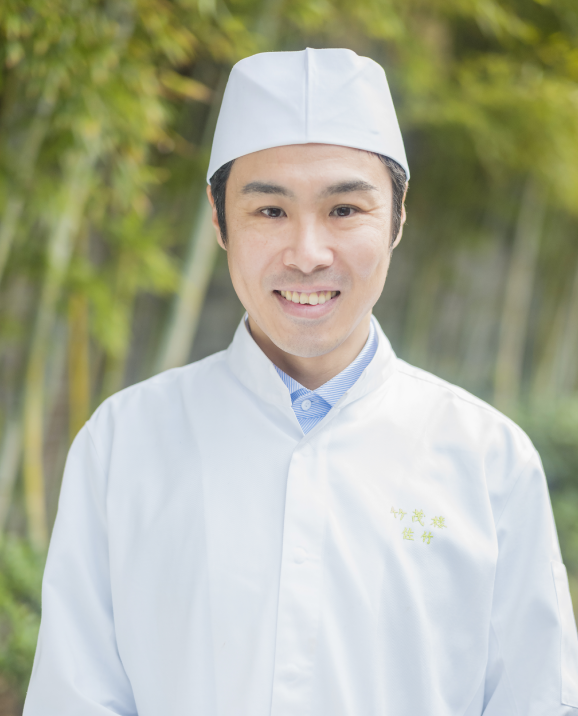 美濃吉総料理長　佐竹洋治